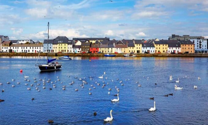 Galway: Best of Galway City & Claddagh Walking Tour - Exploring Galway City