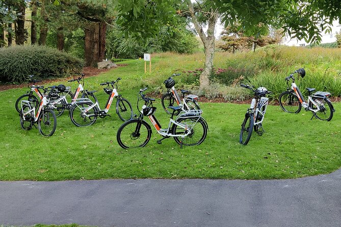 Galway City E-Bike Scavenger Hunt Game - Navigating the Galway City Landscape