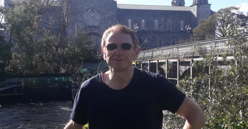 Galway City: Guided Walking Tour With an Expert - Historic Landmarks of Galway