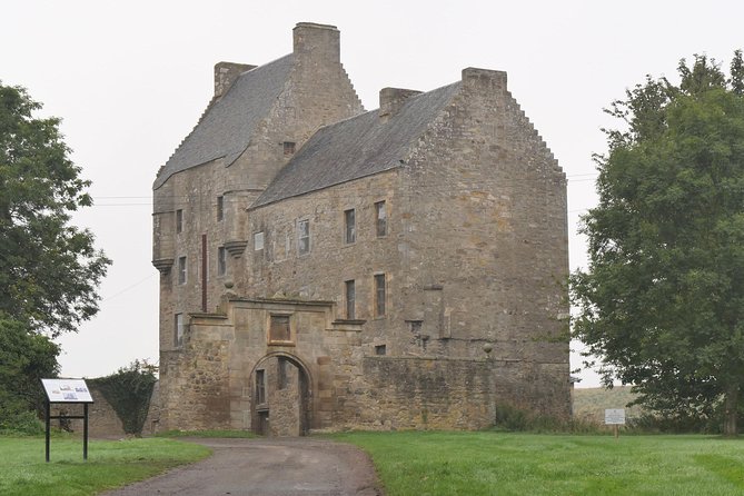 Game of Thrones and Outlander Small Group Tour From Edinburgh - Guided Tour Experience