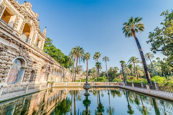 Game of Thrones Walking Tour in Seville With Optional Trip to Osuna - Tour Inclusions and Accessibility