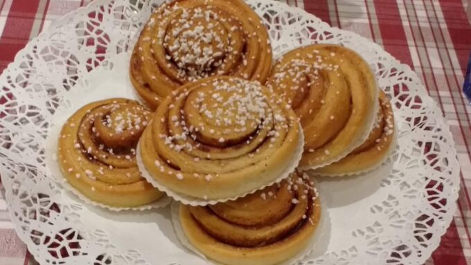 Gamla Stan and Swedish Fika Experience - Visit the Royal Palace
