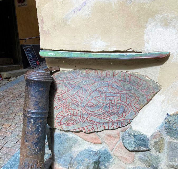Gamla Stans Landmarks and Legends: a Self-Guided Audio Tour - Starting Point and Getting There