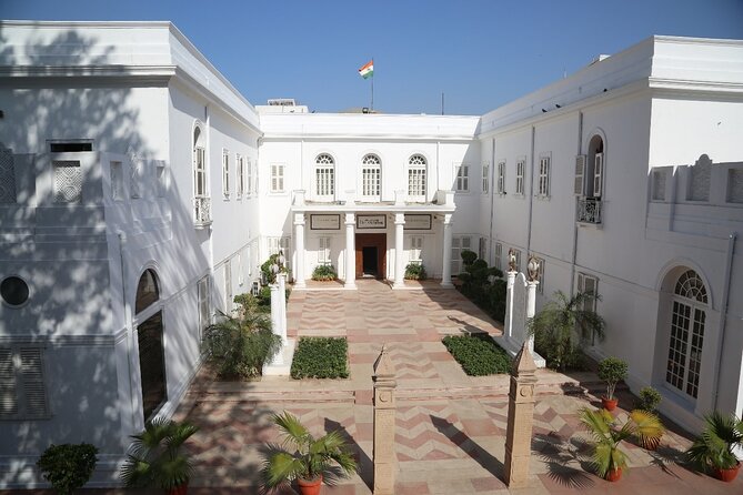 Gandhis Journey in New Delhi With Lunch - Sum Up