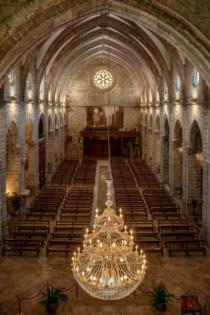 Gandía: Entrance to the Insigne Collegiate Church of Gandía - Customer Feedback and Ratings