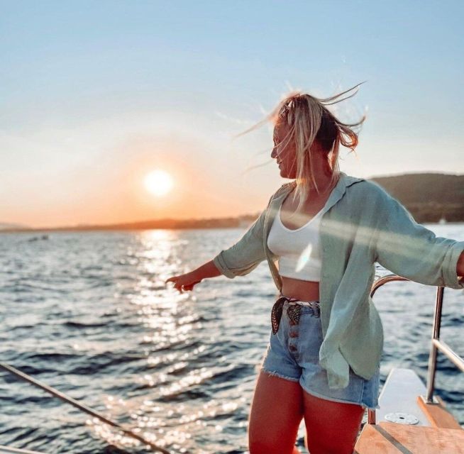 Gandía: Sea Cruise From Gandia With Sunset Option - Onboard Experience