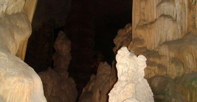 García Caves: Cave Exploration and Cultural Tour - Key Points