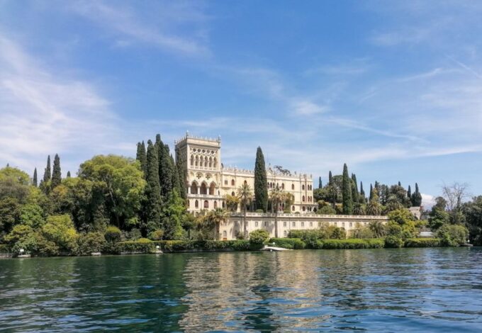 Garda: Private Boat Tour With Wine and Food Tasting - Boat Tour Details