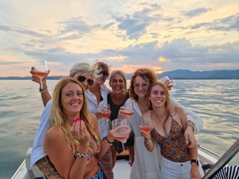 Garda: Sunset Boat Cruise With Wine and Fish Tasting - Meeting Point and Customization