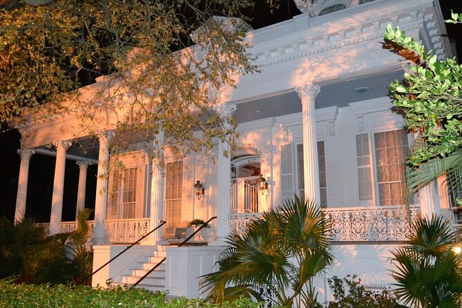 Garden District and Lafayette Cemetery Guided Walking Tour - Significance of Lafayette Cemetery No. 1