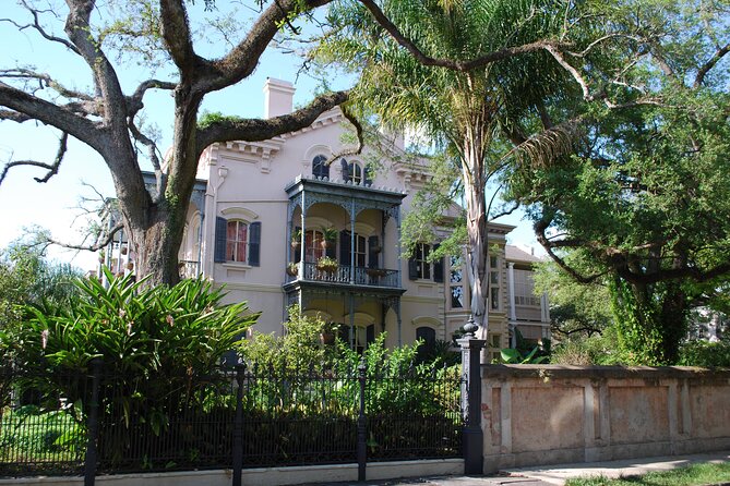Garden District Tour Extra Small Group of 9 or Less - Tour Inclusions