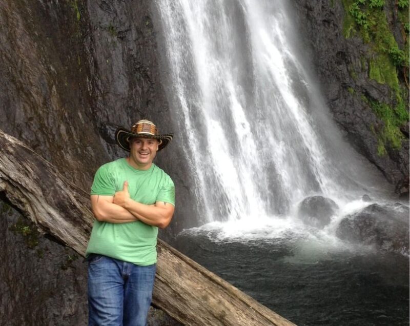 Garden: Horseback Ride With Coffee Villa and Waterfall - Dress Code and Restrictions