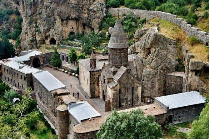 Garni, Tatev, Karahundj, Zvartnots, Echmiadzin/ 4 Days in Armenia From Yerevan - Pickup and Logistics