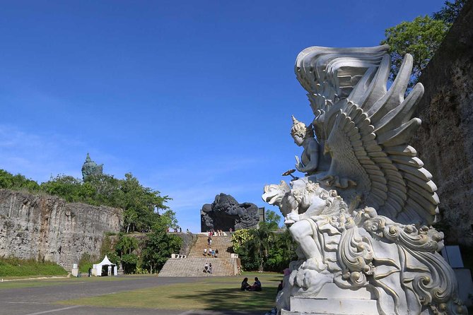 Garuda Wisnu Kencana Park Bali and Buffet Lunch Admission - Balinese Dance