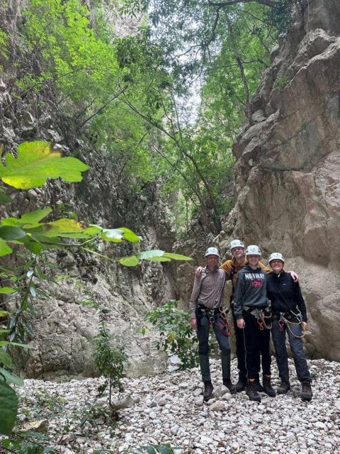 Garx and Villa La Nao: Canyoning - Visiting Garx Castle