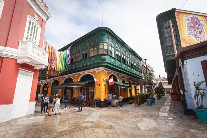 Gastronomy Journey in Lima - Pisco Sour Tasting