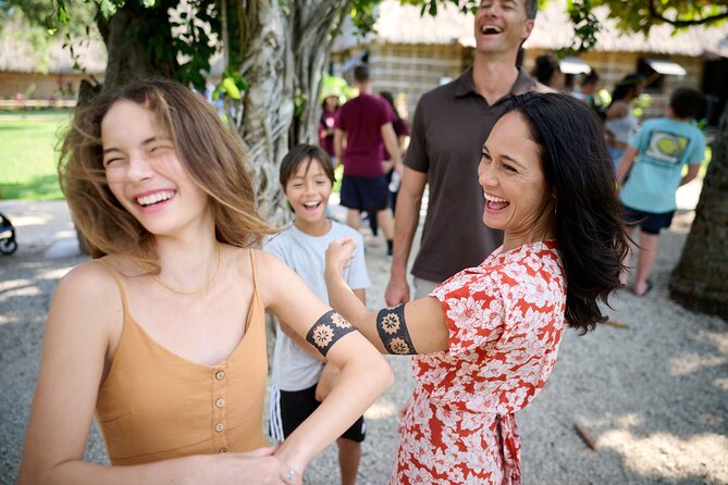 Gateway Buffet Package: Island Villages, Buffet and Ha Night Show - Accessibility and Additional Information