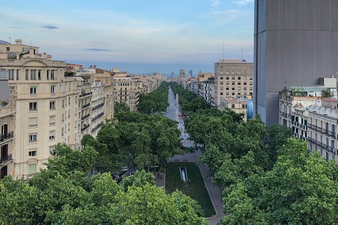 Gaudí and Barcelona Legends - Private Tour - Engaging Tour Guidance