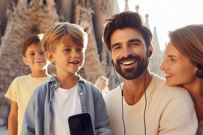 Gaudi and La Sagrada Familia Exterior Self-Guided Audio Tour - Architectural Highlights