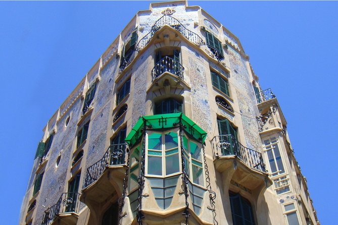 Gaudí and Modernist Art: Guided Tour in Palma De Mallorca - Gaudis Artistic Legacy and Influences