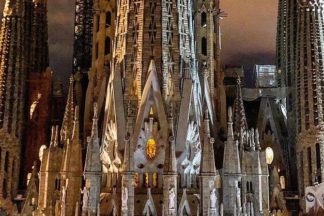 Gaudi Experience : Discover Sagrada Familia (Fast Track Admission) - Meeting and End Points