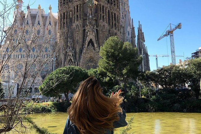 Gaudi Experience : Discover Sagrada Familia (Fast Track Admission) - Ticket Acquisition Tips