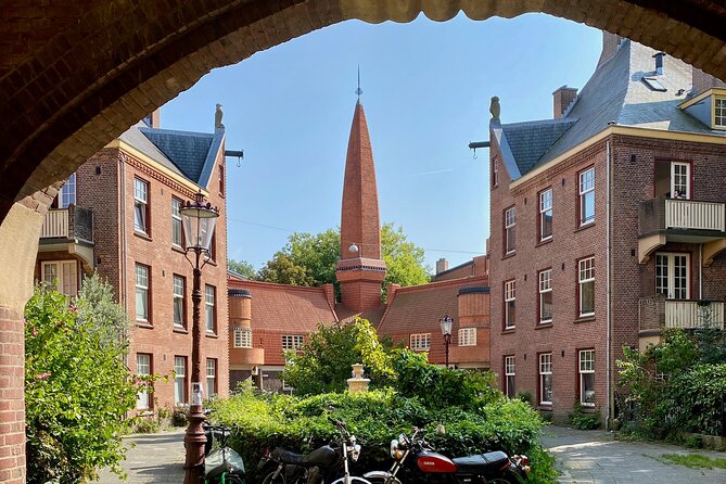 Gaudi Parallels in Amsterdam - Exploring Gaudi-esque Structures