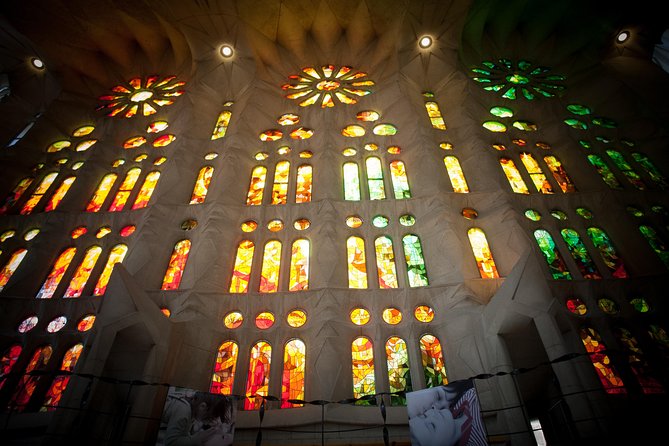 Gaudí Private Tour With Sagrada Familia and Casa Batlló - Reviews and Feedback