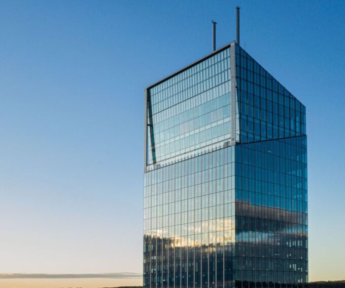 Gdańsk: Enjoy City Views and Delicious Food on the Top Floor - Tropical Garden Exploration