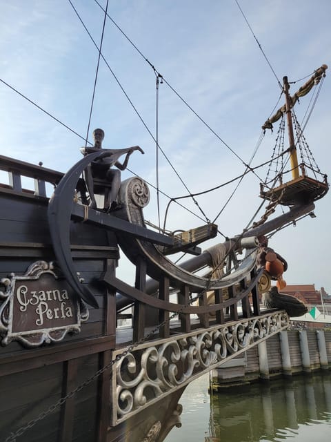 Gdansk: Guided Round-Trip Cruise to Westerplatte - Experience Highlights