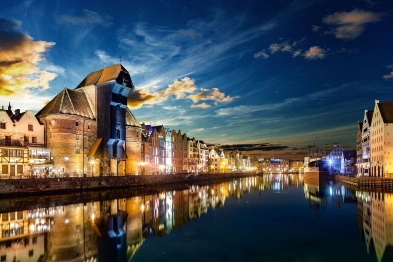 Gdansk Guided Tour for History Lovers 8 Hours - Tour Itinerary