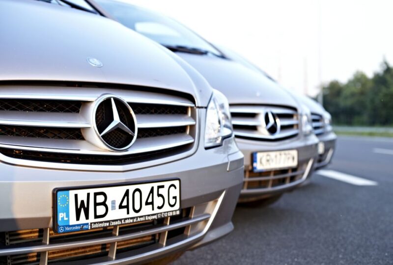 Gdańsk Lech Wałęsa Airport: Private Transfer to Gdańsk City - Booking and Payment