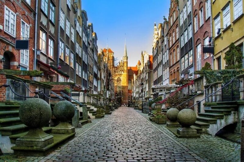 Gdansk : Must-See Attractions Walking Tour - Itinerary Highlights