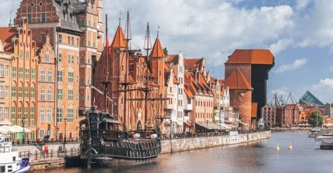 Gdansk : Must-See Attractions Walking Tour - Frequently Asked Questions