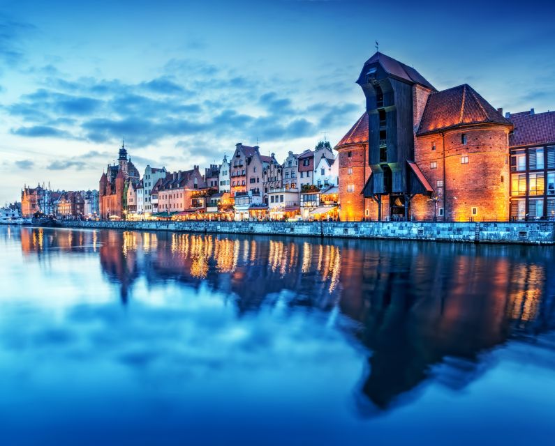 Gdańsk: Old Town Private Walking Tour With Legends and Facts - Tour Structure and Experience