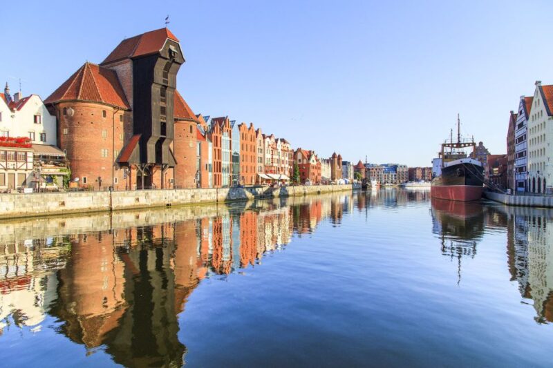 Gdańsk: Old Town Private Walking Tour With Legends and Facts - Inclusions and Options