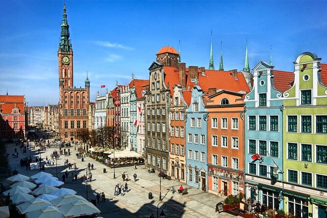 Gdansk Old Town Tour - PRIVATE (4h) - Admiring the Neptune Fountain