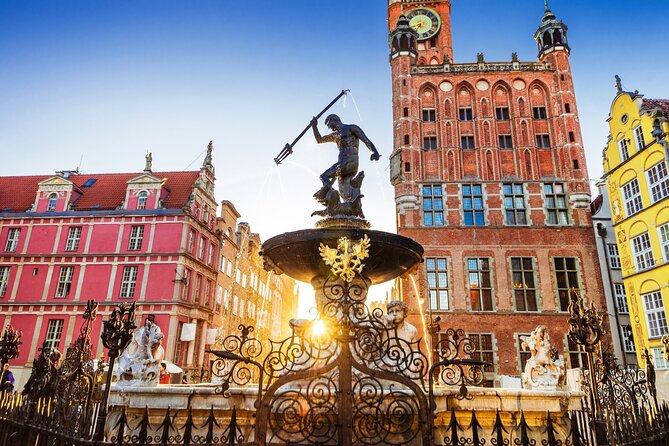 Gdansk Old Town Tour With Amber Altar Tickets and Guide - Inclusions and Exclusions