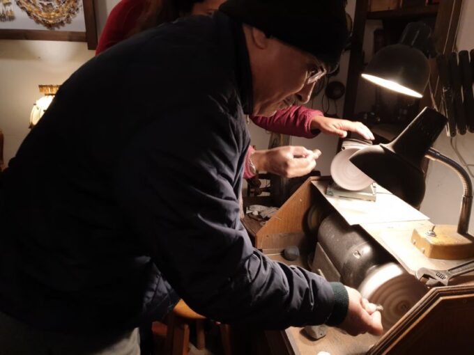 Gdansk: Private 1-Hour Amber Workshop - Frequently Asked Questions