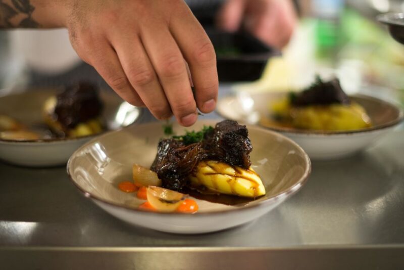 Gdansk: Private Food-Pairing Dinner Experience - Itinerary Details