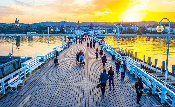 Gdansk Shore Excursion Private Sightseeing Tour - Discovering Sopots Seaside Charm