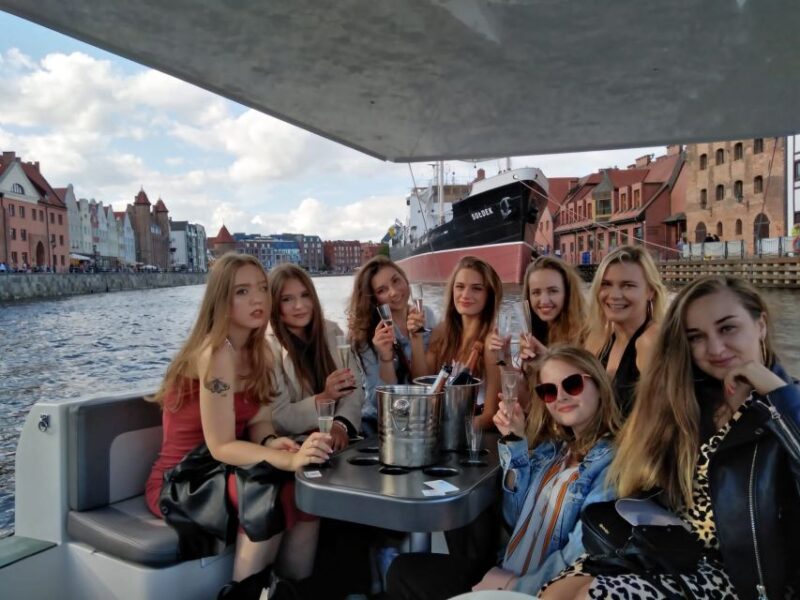 Gdańsk: Sightseeing Ecocruise Around the Old Town of Gdansk - Cruise Highlights and Itinerary