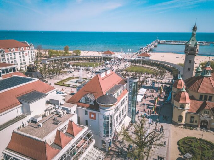 Gdańsk, Sopot, and Gdynia: Private Highlights Tour - Tour Duration and Languages
