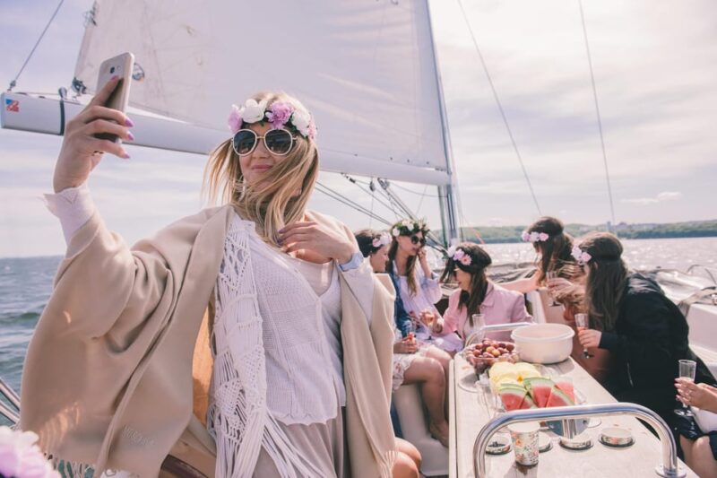 Gdańsk/Sopot: Private Boat Party - Meeting Point Options