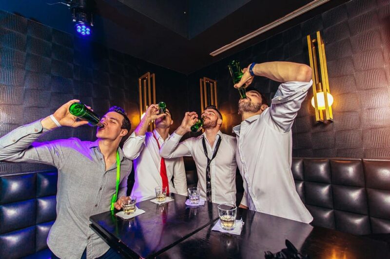Gdansk: Stag Night Hosted by a Female Guide - Key Points