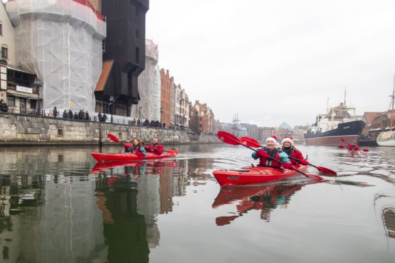 Gdansk: Winter Kayaking Tour - Sights Along the Motlawa