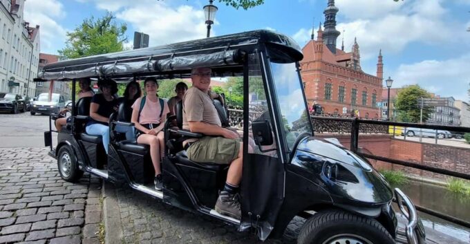 Gdansk:Live GUIDE Highlights of OLD CITY by Golf Cart 60 Min - Private Group Option