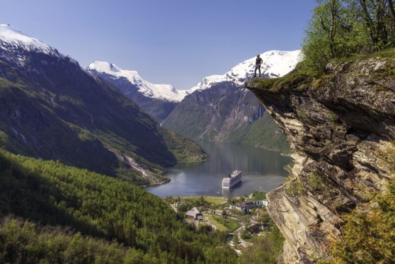 Geiranger: Dalsnibba, Flydalsjuvet, Eagle Bend & Fjords Tour - Transportation and Inclusions