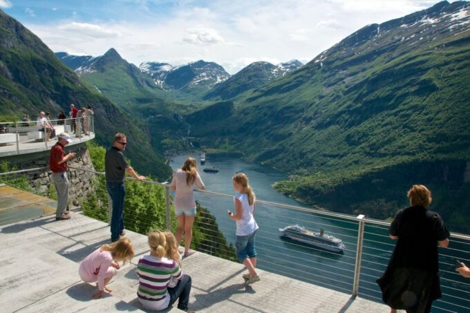 Geiranger: Dalsnibba, Flydalsjuvet, Eagle Bend & Fjords Tour - Recap