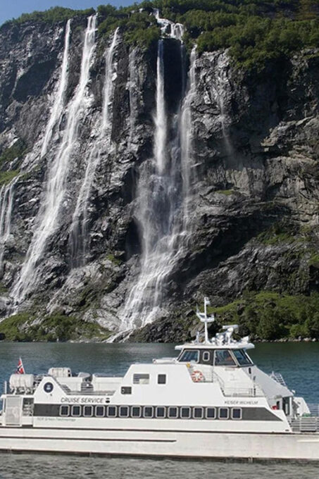 Geiranger Fjord Tour - Roundtrip From Hellesylt - Explore Geiranger Fjord